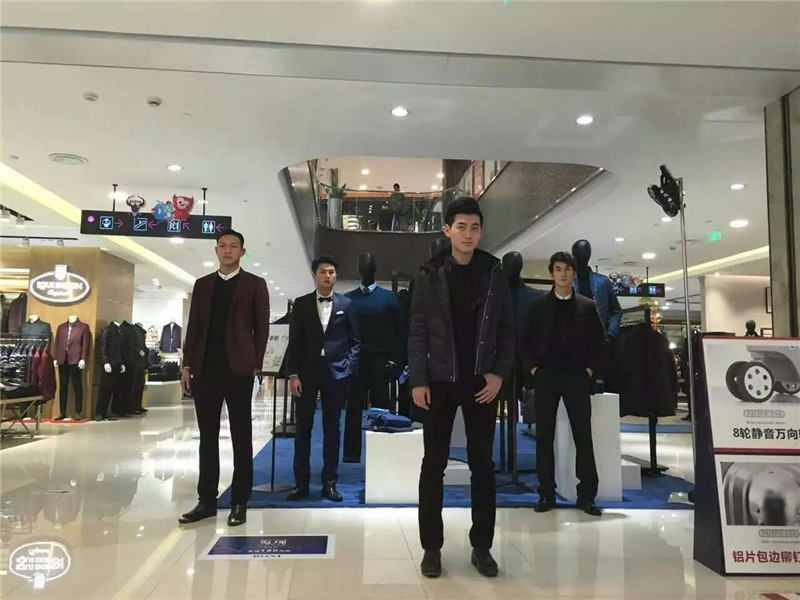 12.31,庆春银泰,保尼商务休闲男装男模展示.